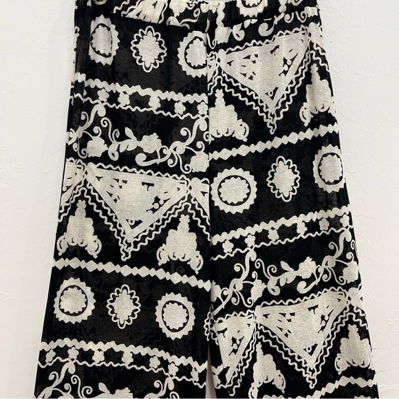 Women's‎ Black Bohemian Pants with Black and White Tapestry Design Wide Legs S/M - Picture 7 of 11